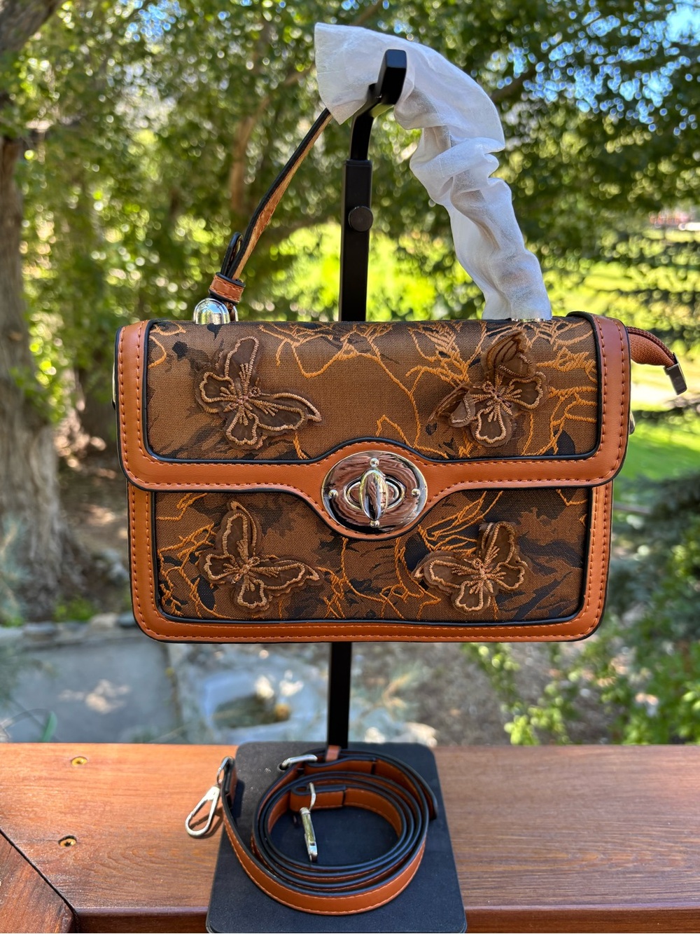 Women's Brown butterfly Floral Embroidered Crossbody Bag